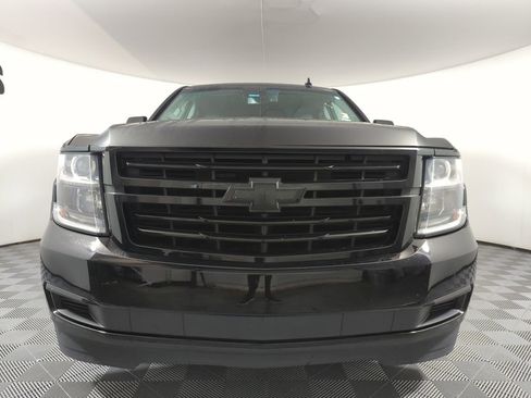 Used 2018 Chevrolet Tahoe LT w/ RST Edition image 3