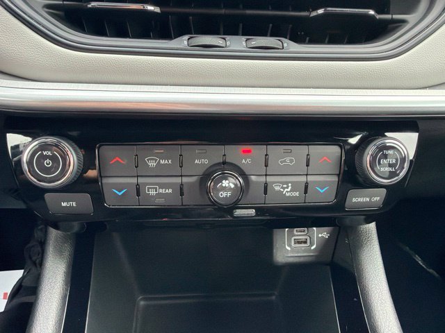 Certified 2025 Jeep Compass Limited AWD/4WD image 27