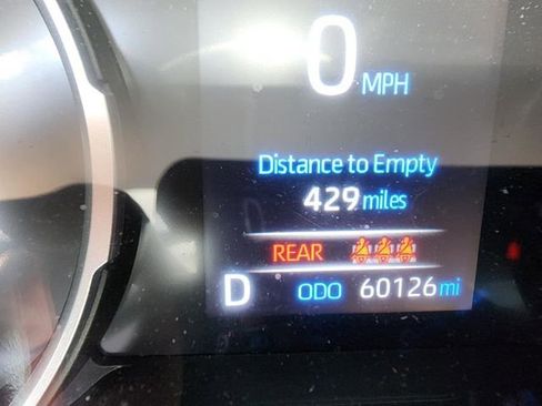 Used 2022 Toyota RAV4 XLE w/ Convenience Package AWD/4WD image 14