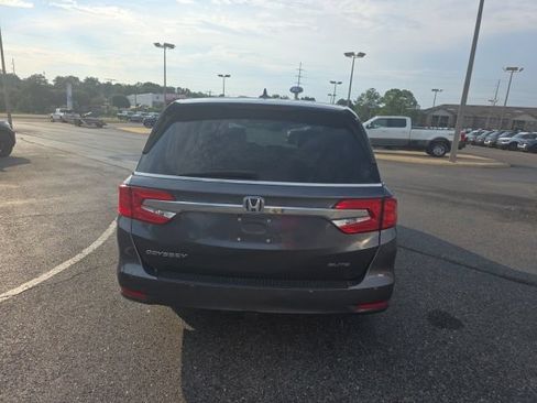 Used 2018 Honda Odyssey Elite image 4