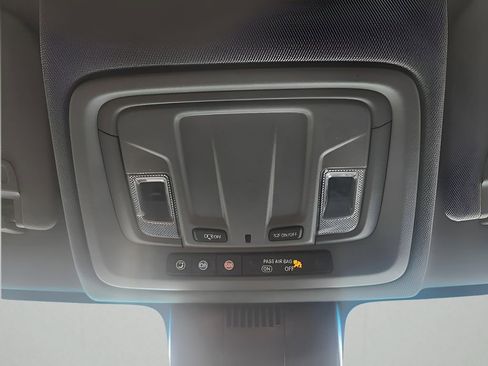 Used 2024 Chevrolet Silverado 1500 LT Trail Boss image 29