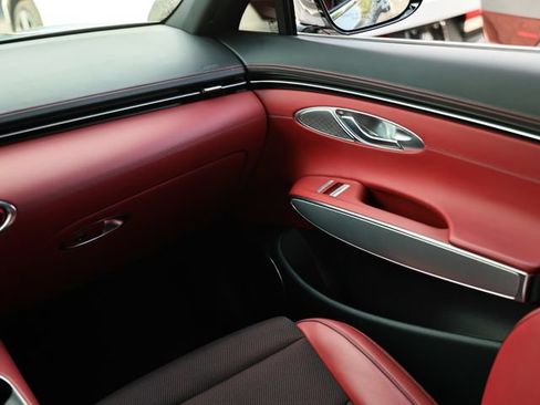 Used 2023 Genesis GV70 2.5T w/ Sport Prestige Package AWD/4WD image 30