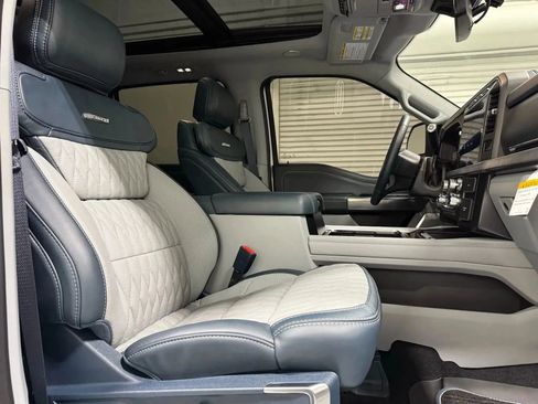 Used 2024 Ford F250 Limited image 36