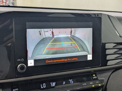 Used 2025 Toyota Camry LE FWD image 18