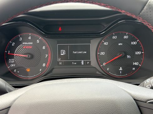New 2026 Chevrolet Trax RS w/ Sunroof Package FWD image 26
