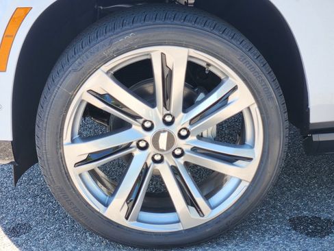 New 2026 Cadillac Escalade Platinum Sport w/ LPO, Floor Liner Package AWD/4WD image 6