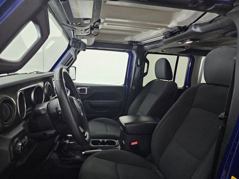 Used 2018 Jeep Wrangler Unlimited Sport S image 7