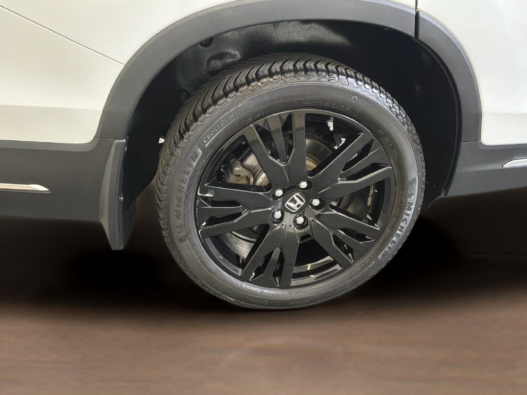Used 2022 Honda Pilot Elite image 11