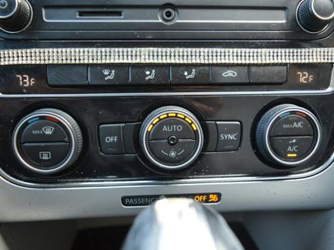 Used 2016 Volkswagen Passat 1.8T S image 24