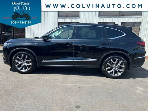 Used 2024 Acura MDX SH-AWD w/ Technology Package image 2
