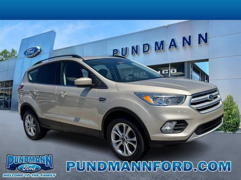 Used 2018 Ford Escape SE AWD/4WD image 1