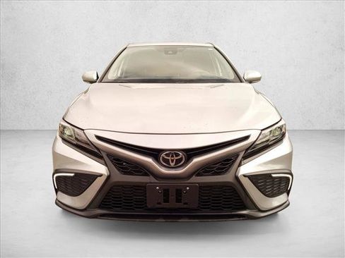 Used 2023 Toyota Camry SE w/ Convenience Package FWD image 2