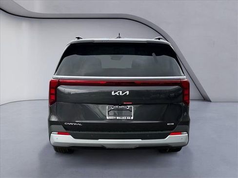 New 2026 Kia Carnival EX FWD image 4