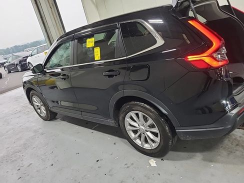 Used 2025 Honda CR-V EX image 6