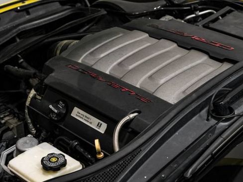 Used 2015 Chevrolet Corvette Stingray Coupe RWD image 36