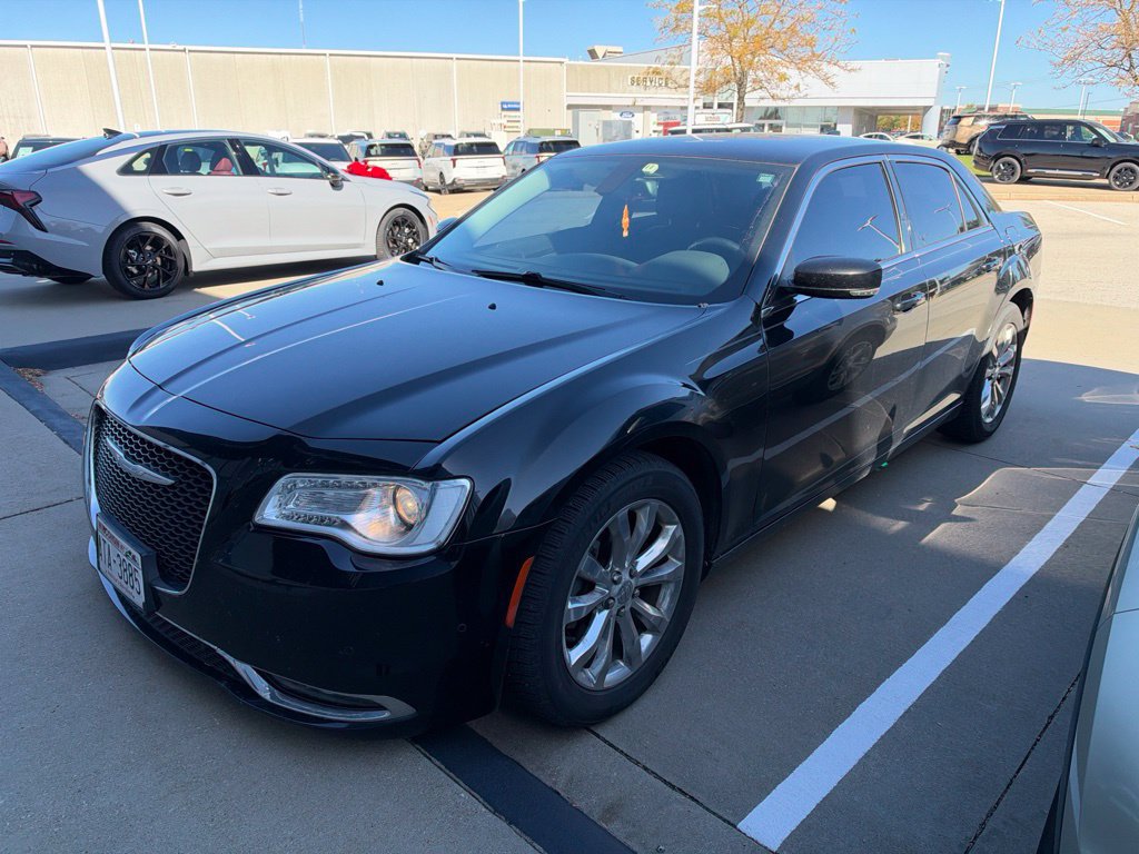 Used 2015 Chrysler 300 Limited w/ 300 Premium Group AWD/4WD image 2