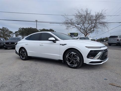 Used 2024 Hyundai Sonata SEL w/ Convenience Package image 1