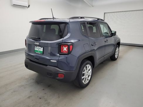 Used 2022 Jeep Renegade Latitude w/ Convenience Group AWD/4WD image 9