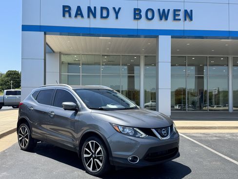 Used 2018 Nissan Rogue Sport SL FWD image 1