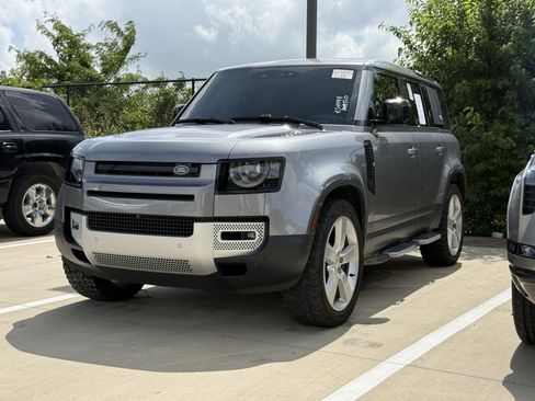Used 2024 Land Rover Defender 110 SE AWD/4WD image 1