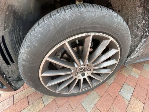 Used 2022 Mercedes-Benz GLE 350 image 9