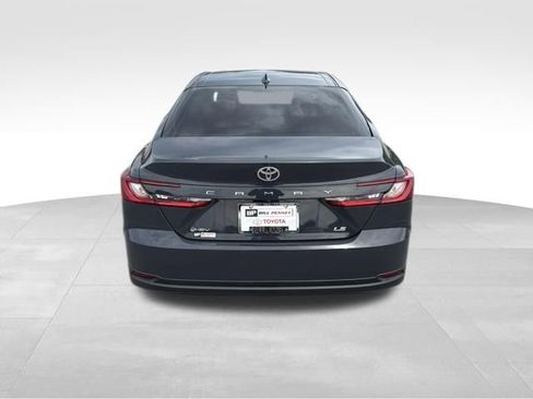 Used 2025 Toyota Camry LE FWD image 4