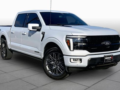 Used 2025 Ford F150 Platinum w/ Equipment Group 702A High AWD/4WD image 3