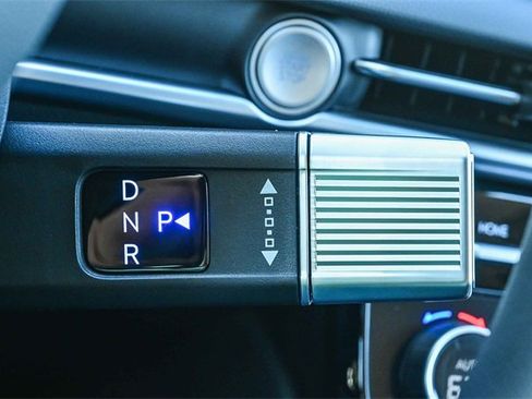 New 2026 Hyundai Tucson Blue SE image 25