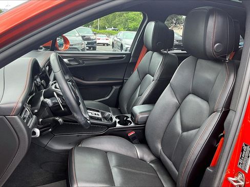 Used 2022 Porsche Macan S AWD/4WD image 23
