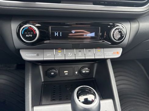 Used 2023 Hyundai Kona SEL w/ Convenience Package image 34