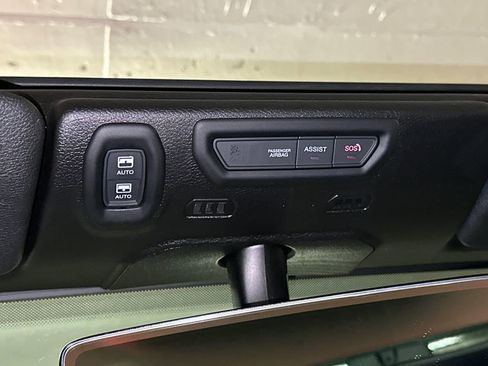 Used 2022 Jeep Wrangler Unlimited Sahara w/ Cold Weather Group AWD/4WD image 29