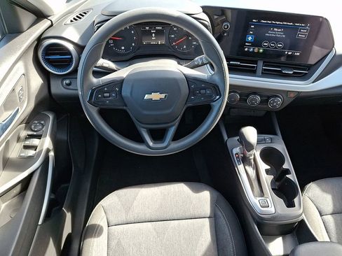 Used 2024 Chevrolet Trax LS w/ Driver Confidence Package image 11