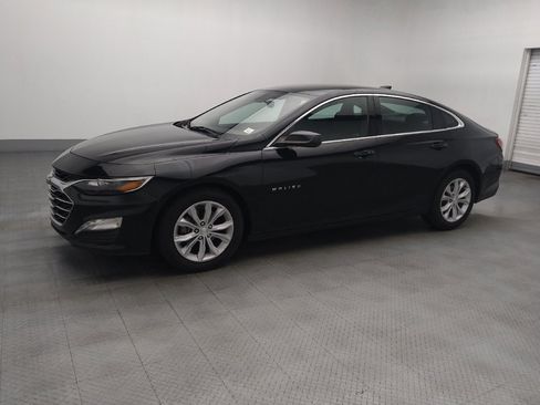 Used 2020 Chevrolet Malibu LT FWD image 2