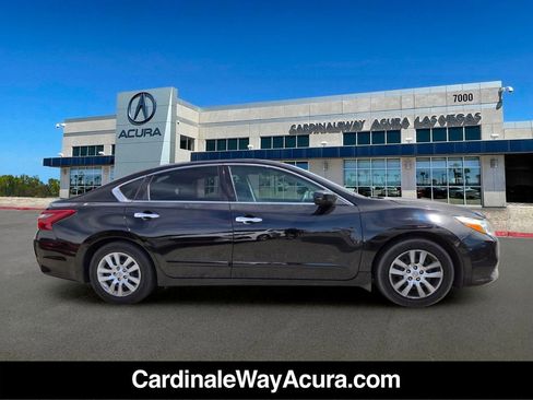 Used 2018 Nissan Altima 2.5 S FWD image 6