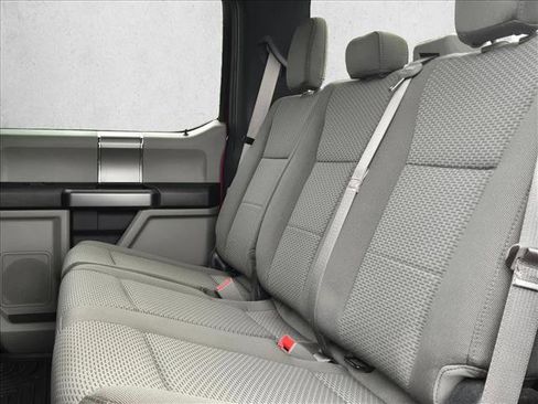 Used 2019 Ford F250 XLT w/ XLT Premium Package image 19