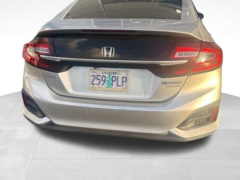 Used 2018 Honda Clarity Touring image 7