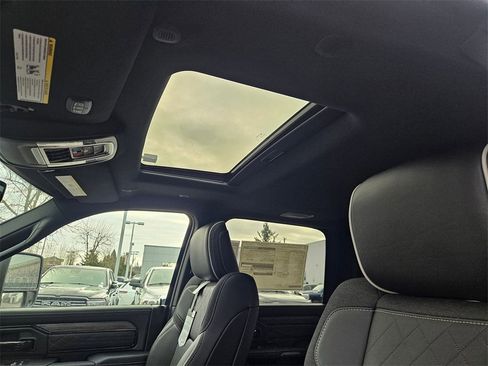 New 2026 RAM 3500 Limited image 40