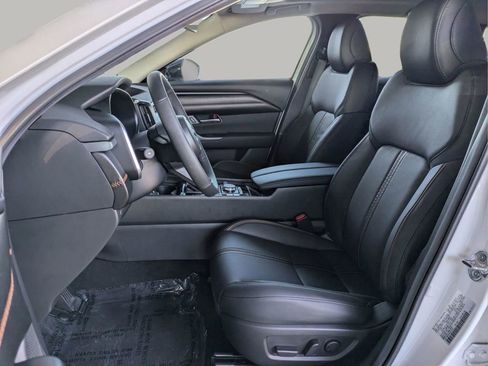 Used 2025 MAZDA CX-50 AWD 2.5 Hybrid w/ Premium Pkg image 9
