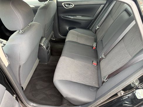 Used 2015 Nissan Sentra SV image 9