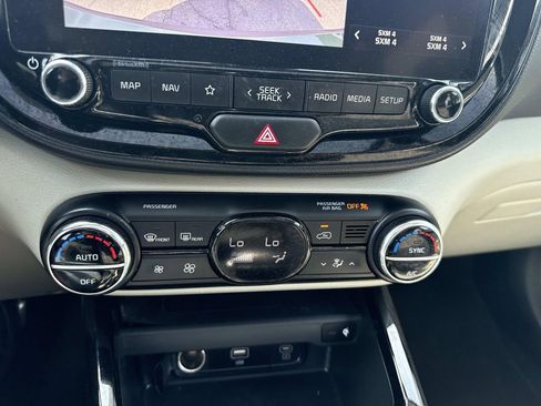Used 2023 Kia Soul EX FWD image 25