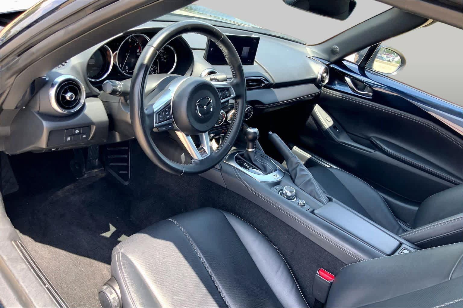 Used 2025 MAZDA MX-5 Miata RF Grand Touring RWD image 16