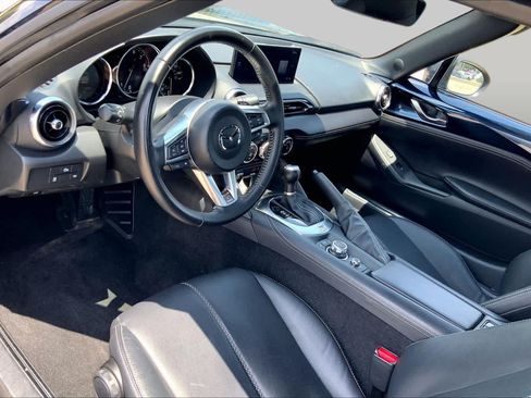 Used 2025 MAZDA MX-5 Miata RF Grand Touring RWD image 16