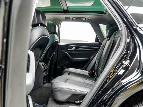 Used 2018 Audi Q5 2.0T Premium Plus w/ Premium Plus Package image 36