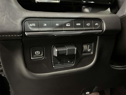 Certified 2021 Cadillac Escalade Premium Luxury Platinum image 22