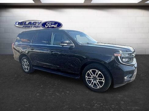Used 2025 Ford Expedition Max Active AWD/4WD image 10