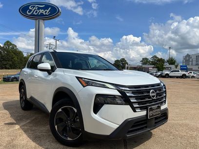 Used 2024 Nissan Rogue SV