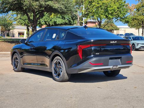 New 2025 Kia K4 EX image 6