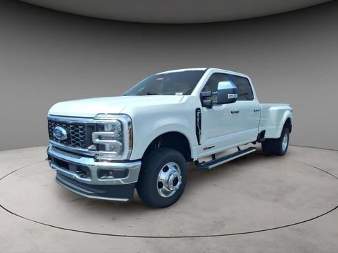 New 2026 Ford F350 Lariat w/ Lariat Premium Package AWD/4WD image 1