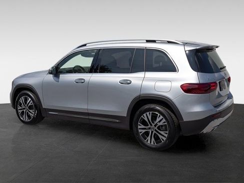 Certified 2025 Mercedes-Benz GLB 250 image 8