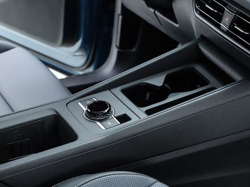 New 2026 Volkswagen Tiguan SE R-Line image 34